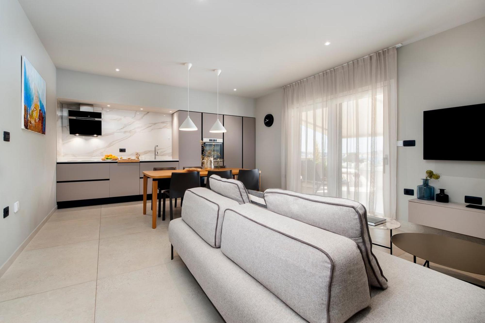 Appartement 4r Royal Rojnic *